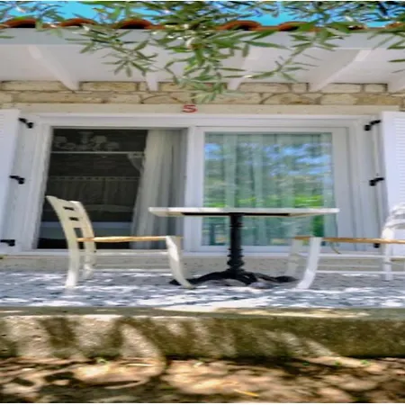 Demir Alacati Hotel Çeşme