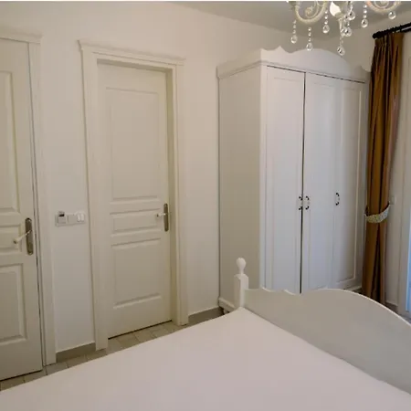 Demir Alacati Hotel Çeşme