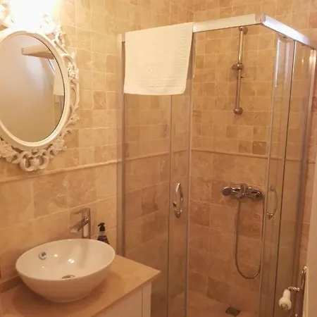 Demir Alacati Hotel *